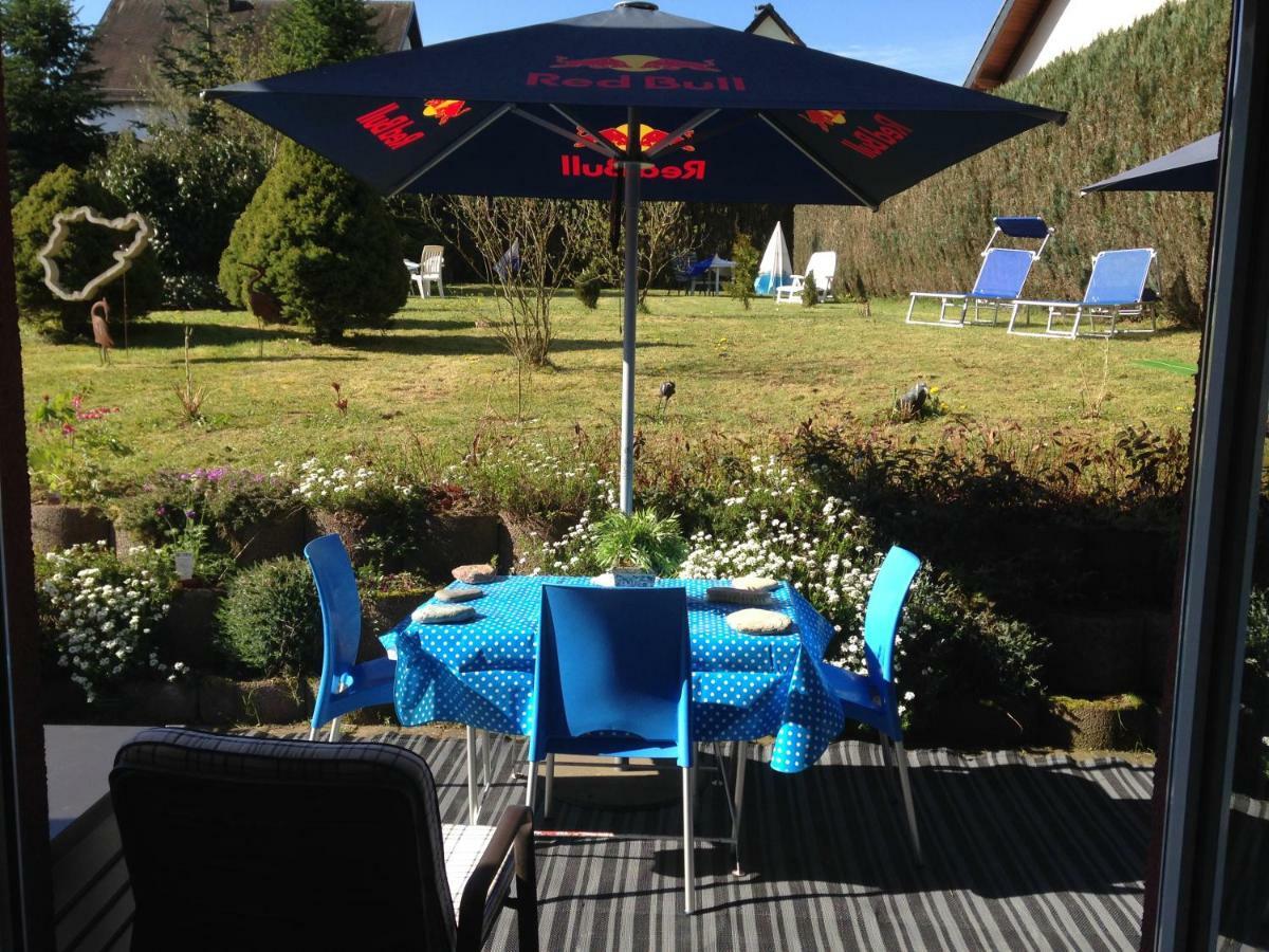 The Place After The Race B&B Müllenbach Eksteriør billede