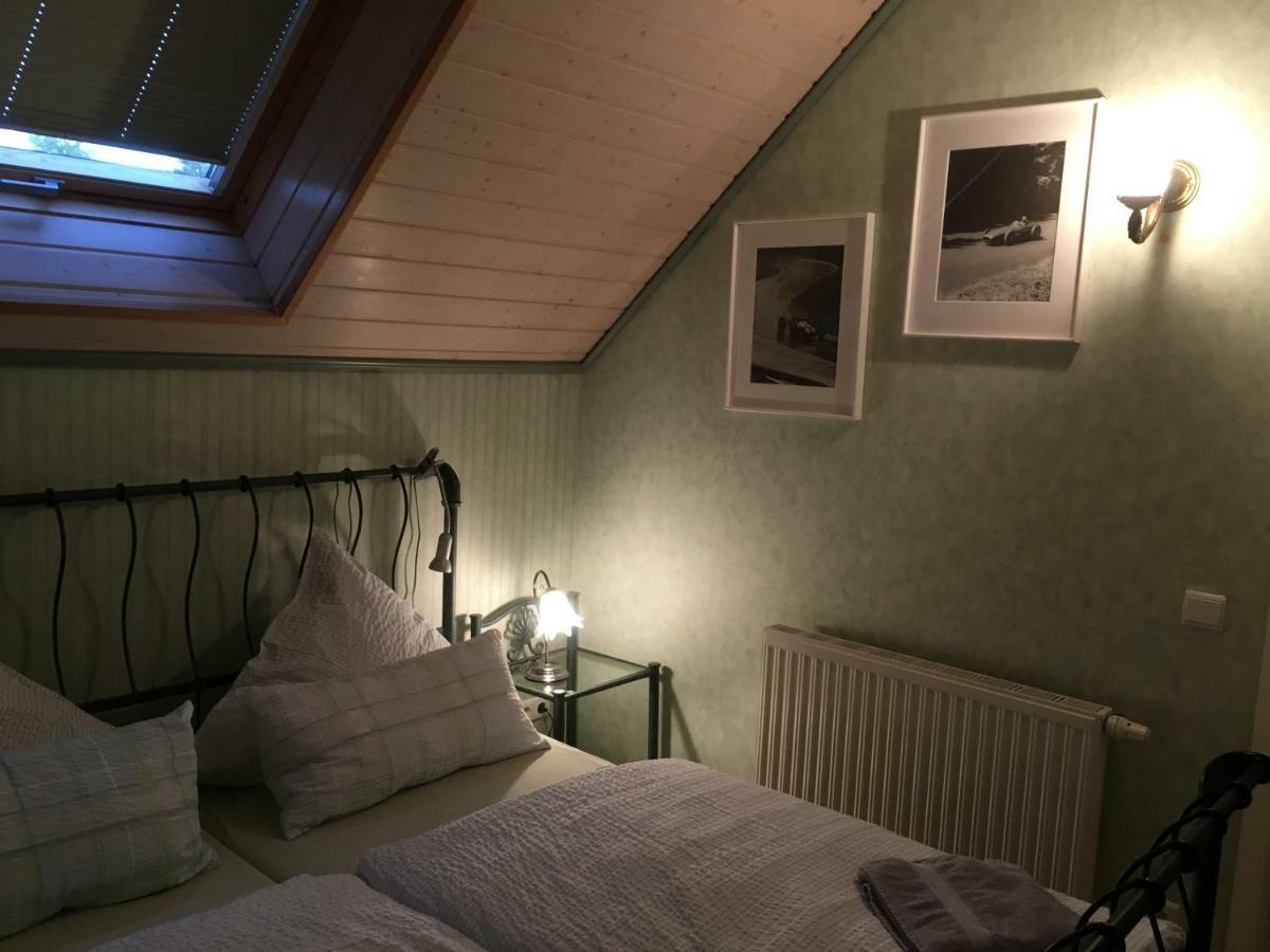 The Place After The Race B&B Müllenbach Eksteriør billede