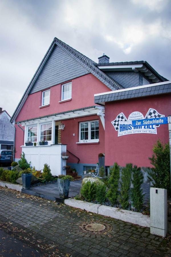 The Place After The Race B&B Müllenbach Eksteriør billede